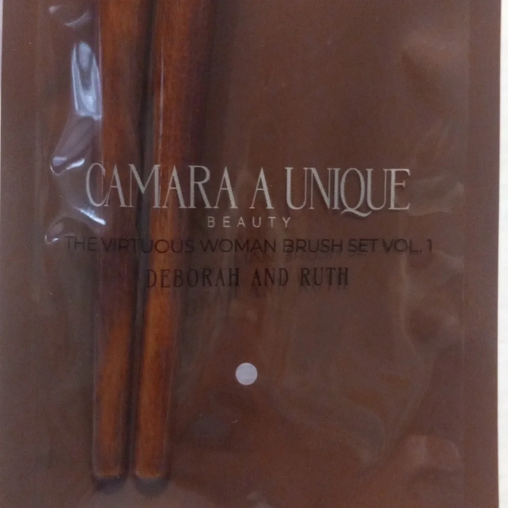 Camara A Unique The Virtuous Woman Brush Set Vol. 1 Deborah & Ruth NIP